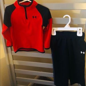 Under Armor half zip fleece and pant set.